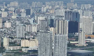 VARS: Nhiều dự án địa ốc 'đắp chiếu' mở bán lại nhưng giao dịch kém